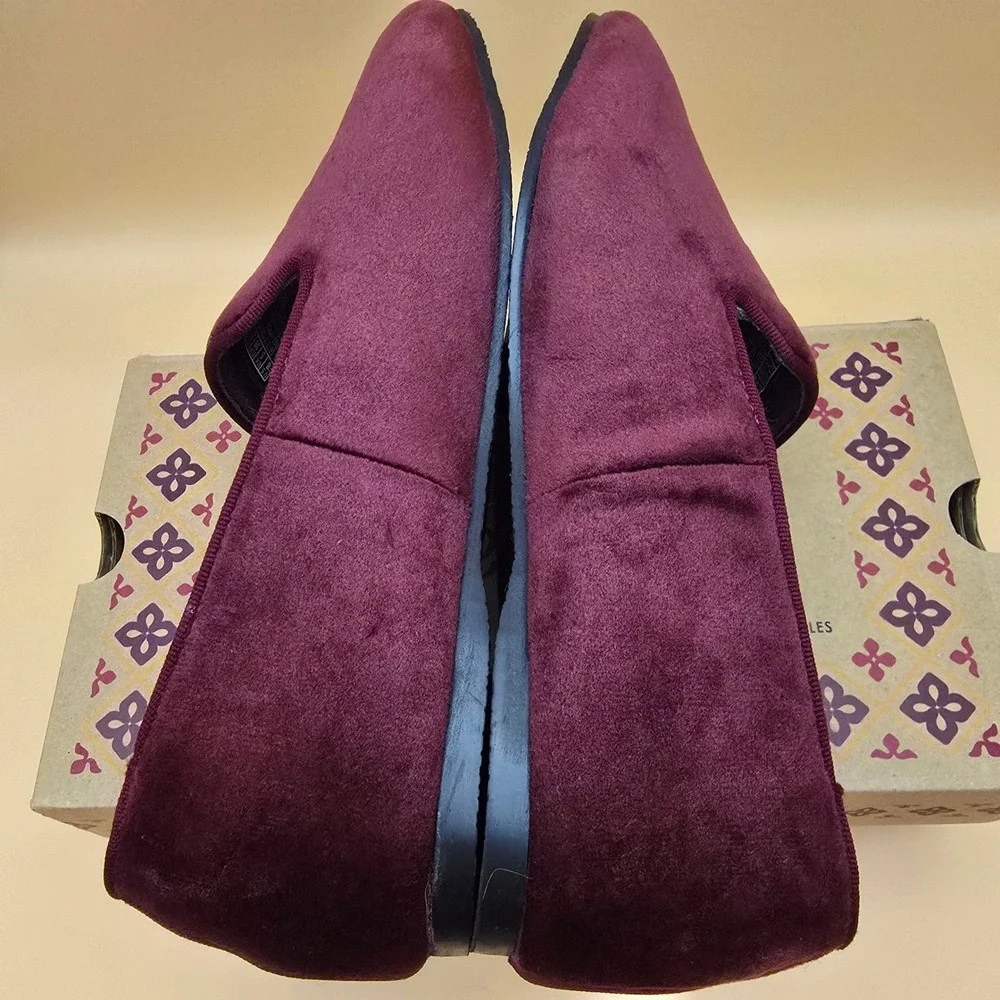 Skechers Cleo Cozy Loafer Fancy Dreamer Burgundy Faux Fur Flats Loafer Womens 8